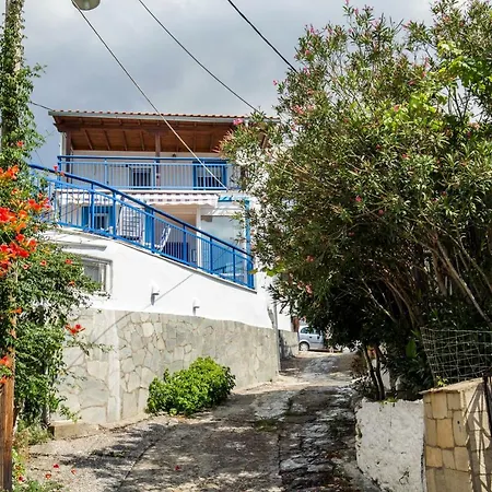 Сasa de vacaciones Spiti Ena *