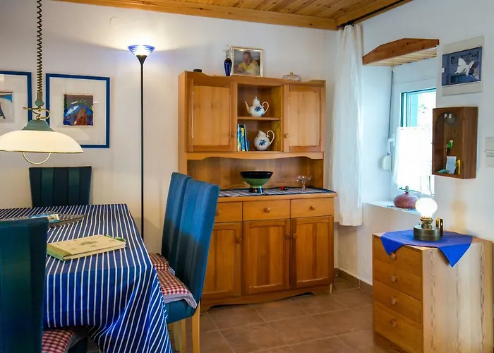 Spiti Ena Theologos (Thasos)